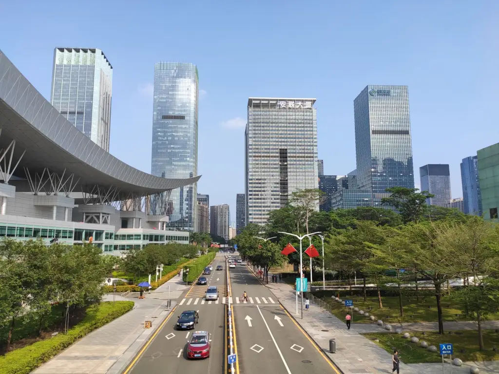 五金工具选型指南：工厂产线设备与劳保用品的匹配方案
